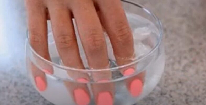 Как высушить лак на ногтях за 5 минут: проверенные лайфхаки для идеального маникюра