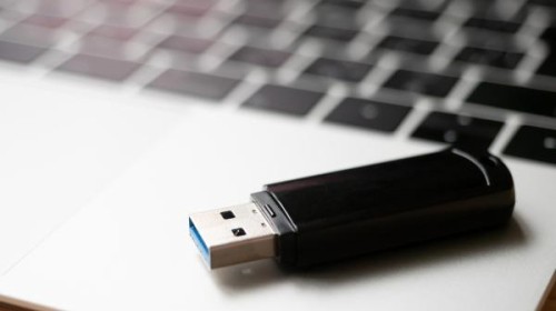 Как сделать Безопасное извлечение оборудования (USB флешки или Жесткого диска)