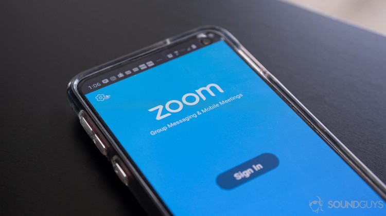 Zoom smartphone app on a Samsung Galaxy S10e.