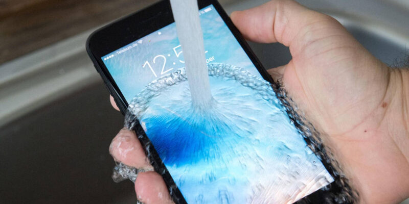 Почему мой водонепроницаемый iPhone не является водонепроницаемым?
