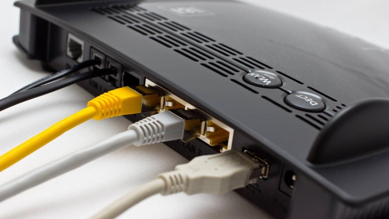 Ein Router-Neustart oder eine LAN-Verbindung könnten helfen.