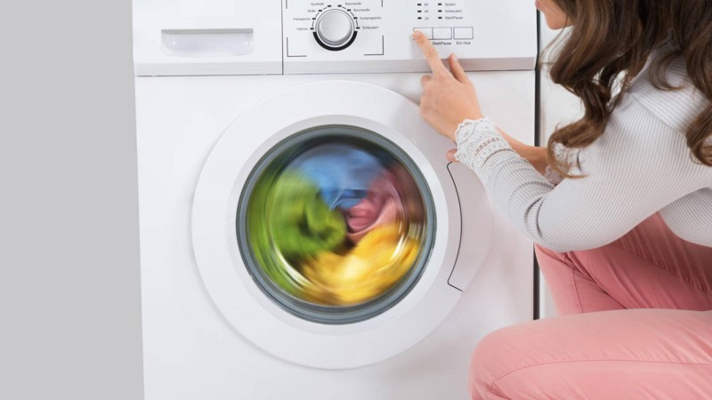 Wir verraten Dir, wie Du möglichst energieeffizient wäschst.