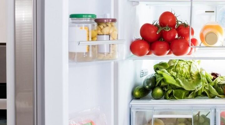 Почему холодильник не выключается?