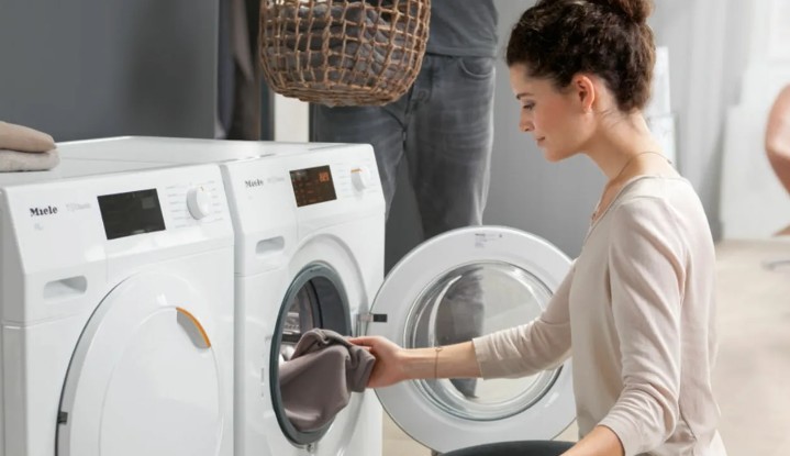 Какую стиральную машину выбрать: загрузка спереди или сверху?