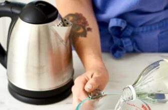 Как убрать неприятный запах из чайника?